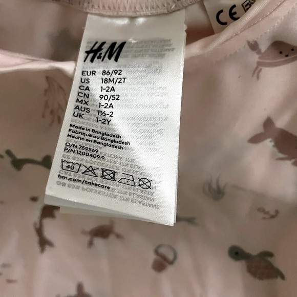 US 18M/2T H&M  swim shirt UPF-50 light pink/whales - Picture 3 of 6